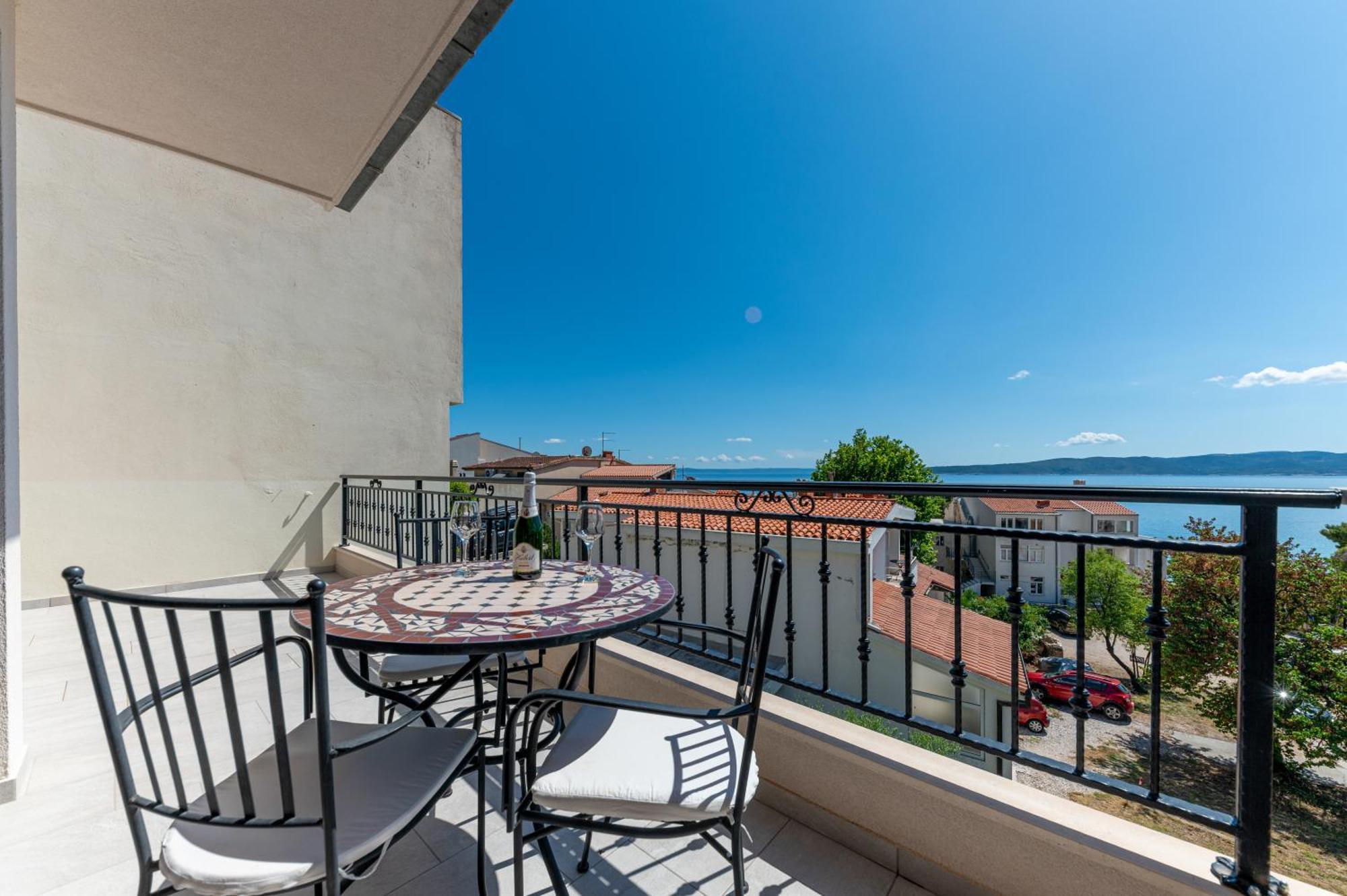 Villa Sokol Brela Exterior photo